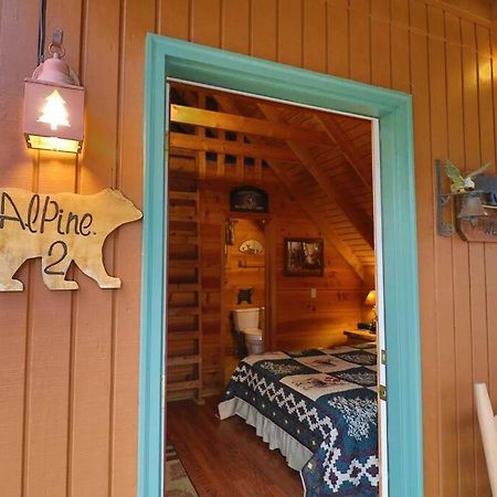 Cozy Cabin W/ Fireplace 3 Minutes To Helen! #2. Zewnętrze zdjęcie