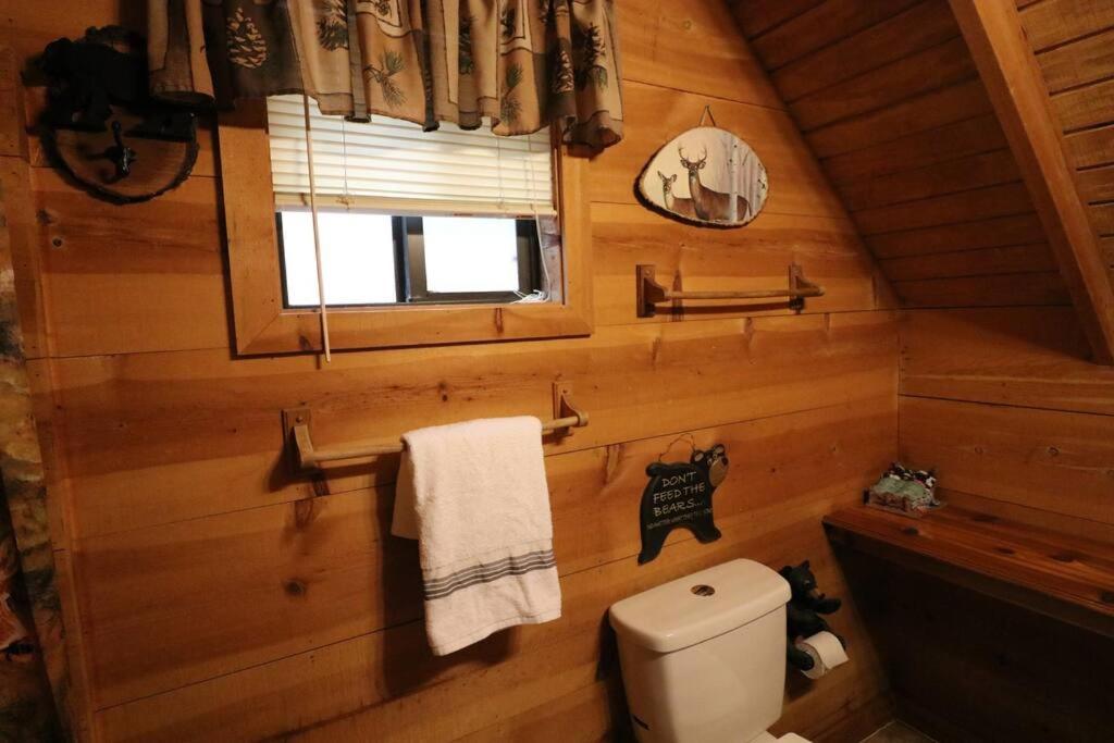 Cozy Cabin W/ Fireplace 3 Minutes To Helen! #2. Zewnętrze zdjęcie
